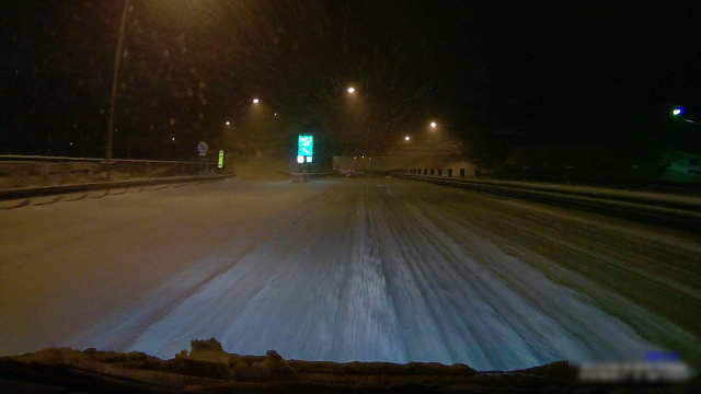 高速道路の降雪状況