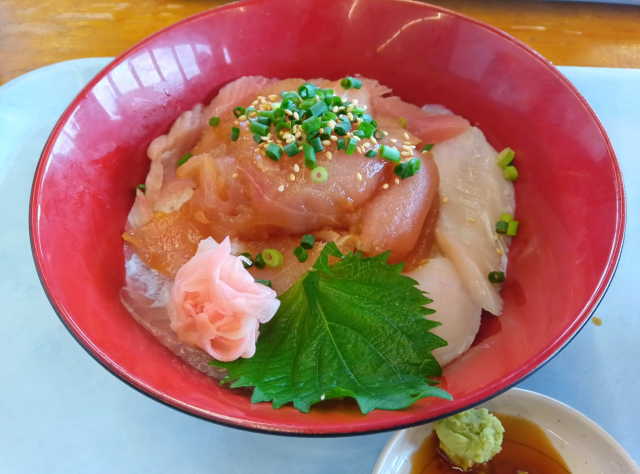 海鮮丼