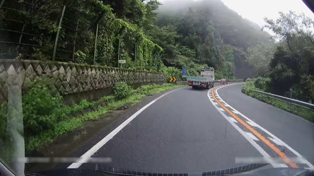 箱根新道の上り坂