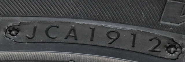 タイヤ製造年(L962S)