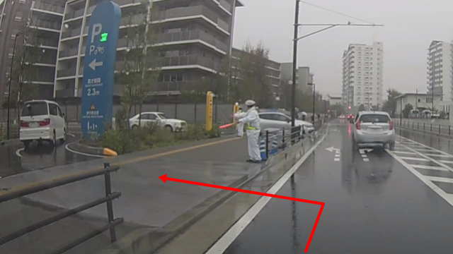 西駐車場 入り口付近