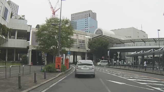 JR川崎駅の西口駅前