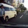 飛び出す警察官